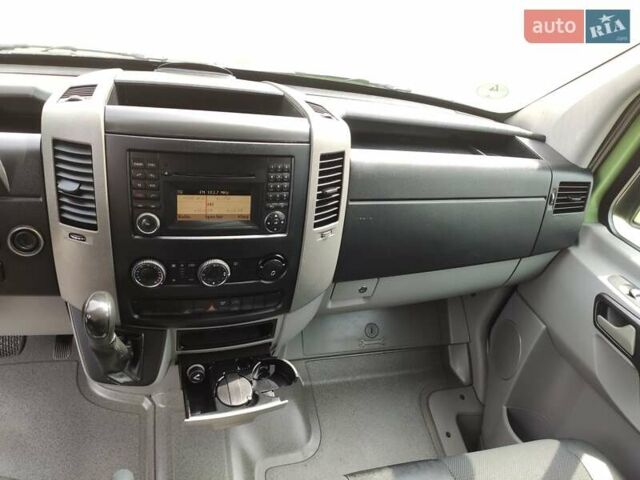 Зеленый Мерседес Sprinter, объемом двигателя 0 л и пробегом 285 тыс. км за 22900 $, фото 23 на Automoto.ua