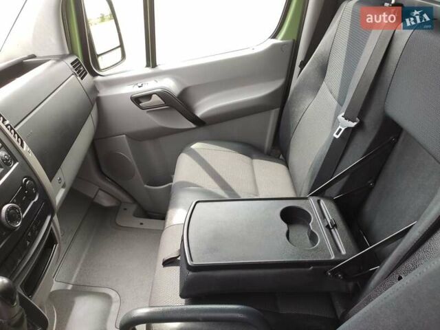 Зеленый Мерседес Sprinter, объемом двигателя 0 л и пробегом 285 тыс. км за 22900 $, фото 28 на Automoto.ua