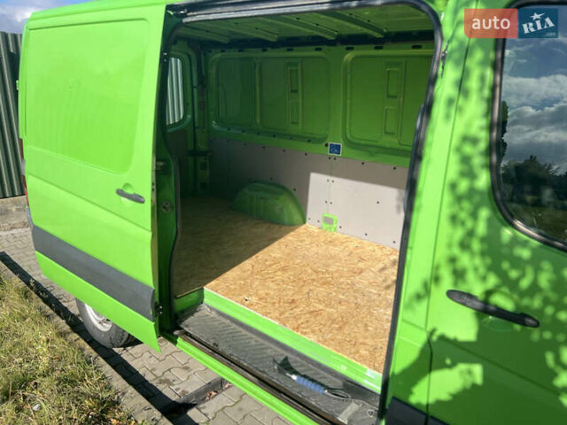 Зелений Мерседес Sprinter, об'ємом двигуна 2.14 л та пробігом 397 тис. км за 12100 $, фото 2 на Automoto.ua