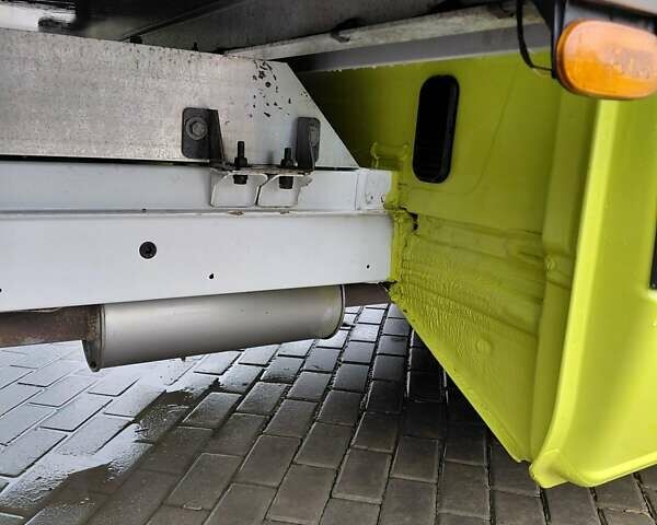 Зеленый Мерседес Sprinter, объемом двигателя 2.14 л и пробегом 600 тыс. км за 16850 $, фото 4 на Automoto.ua
