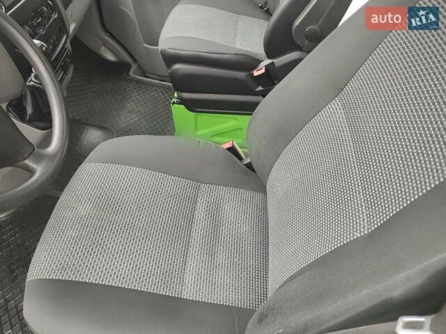 Зелений Мерседес Sprinter, об'ємом двигуна 0 л та пробігом 267 тис. км за 20950 $, фото 14 на Automoto.ua