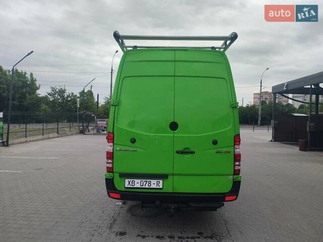Зелений Мерседес Sprinter, об'ємом двигуна 0 л та пробігом 267 тис. км за 20950 $, фото 6 на Automoto.ua