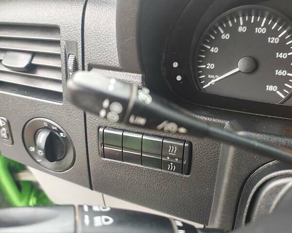Зелений Мерседес Sprinter, об'ємом двигуна 0 л та пробігом 267 тис. км за 20950 $, фото 24 на Automoto.ua