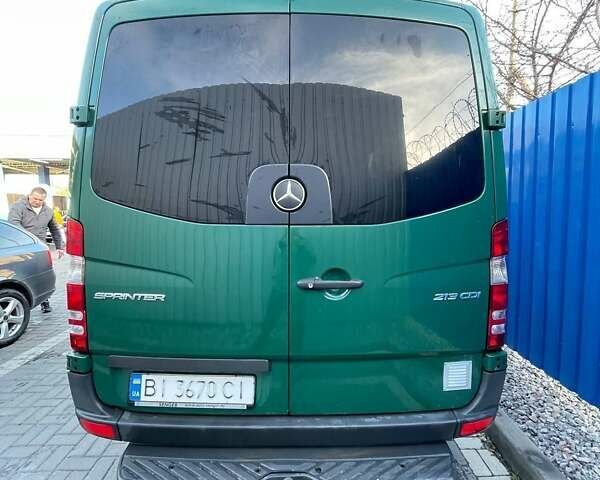 Зеленый Мерседес Sprinter, объемом двигателя 2.1 л и пробегом 315 тыс. км за 14700 $, фото 4 на Automoto.ua