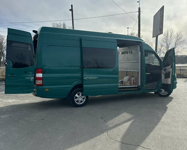 Зеленый Мерседес Sprinter, объемом двигателя 3 л и пробегом 430 тыс. км за 39999 $, фото 9 на Automoto.ua