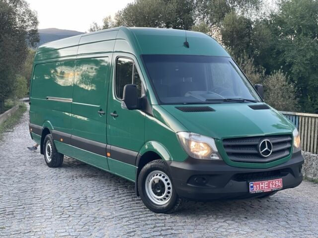 Зеленый Мерседес Sprinter, объемом двигателя 3 л и пробегом 380 тыс. км за 23999 $, фото 1 на Automoto.ua
