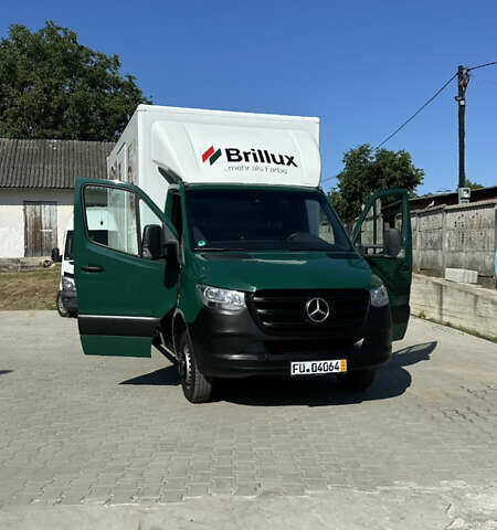 Зеленый Мерседес Sprinter, объемом двигателя 2.2 л и пробегом 290 тыс. км за 30086 $, фото 5 на Automoto.ua