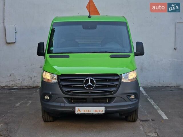 Зелений Мерседес Sprinter, об'ємом двигуна 1.95 л та пробігом 143 тис. км за 26990 $, фото 1 на Automoto.ua