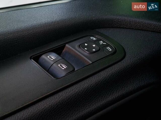 Зеленый Мерседес Sprinter, объемом двигателя 1.95 л и пробегом 143 тыс. км за 26990 $, фото 38 на Automoto.ua