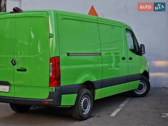 Зелений Мерседес Sprinter, об'ємом двигуна 1.95 л та пробігом 143 тис. км за 26990 $, фото 16 на Automoto.ua