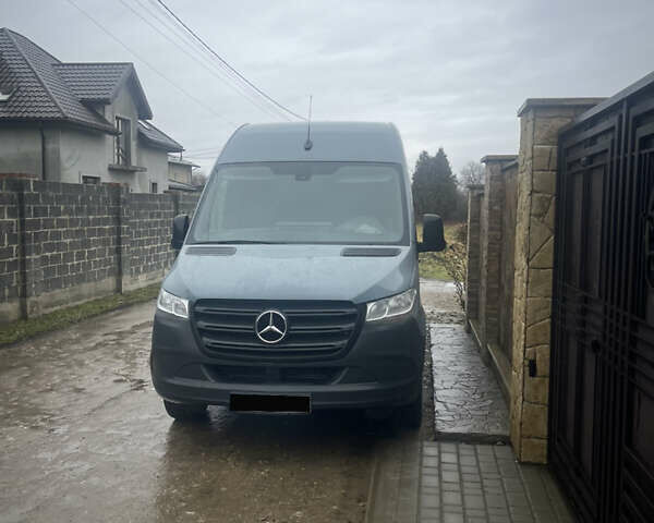 Зелений Мерседес Sprinter, об'ємом двигуна 0 л та пробігом 380 тис. км за 21990 $, фото 1 на Automoto.ua