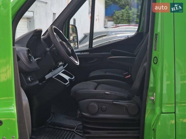 Зеленый Мерседес Sprinter, объемом двигателя 1.95 л и пробегом 143 тыс. км за 26990 $, фото 30 на Automoto.ua