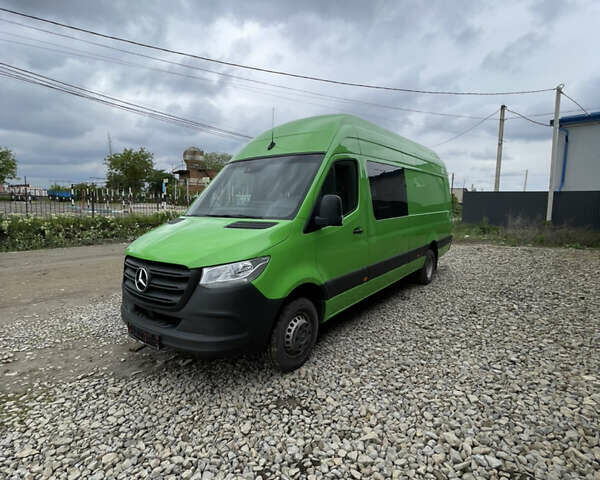 Зеленый Мерседес Sprinter, объемом двигателя 0 л и пробегом 130 тыс. км за 65976 $, фото 8 на Automoto.ua
