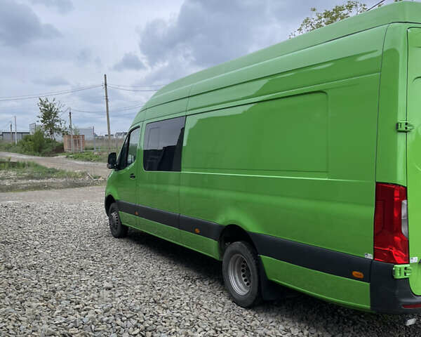 Зеленый Мерседес Sprinter, объемом двигателя 0 л и пробегом 130 тыс. км за 65976 $, фото 7 на Automoto.ua