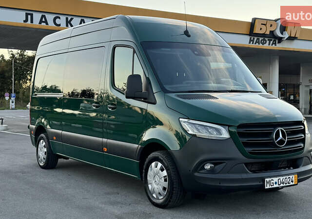 Зеленый Мерседес Sprinter, объемом двигателя 2.2 л и пробегом 271 тыс. км за 28700 $, фото 79 на Automoto.ua