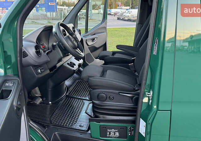 Зеленый Мерседес Sprinter, объемом двигателя 2.2 л и пробегом 271 тыс. км за 28700 $, фото 29 на Automoto.ua