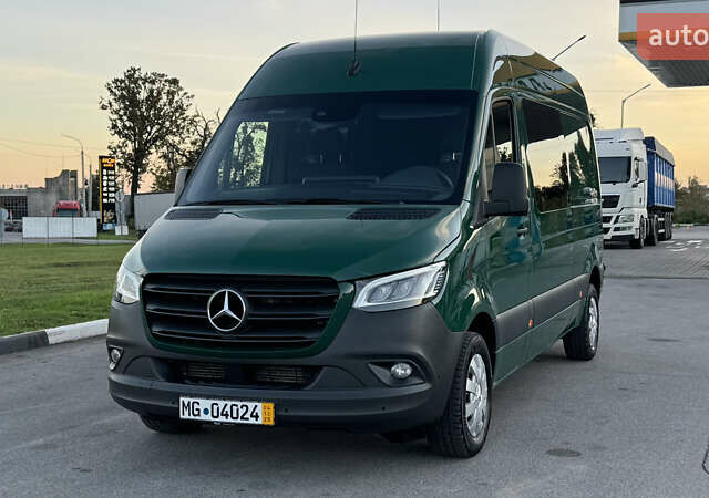 Зеленый Мерседес Sprinter, объемом двигателя 2.2 л и пробегом 271 тыс. км за 28700 $, фото 17 на Automoto.ua