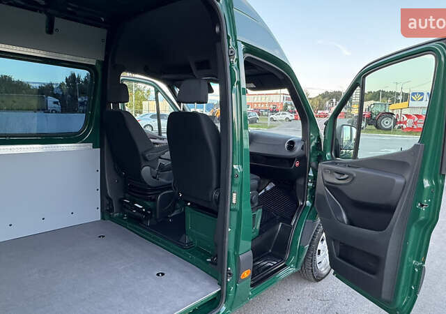 Зеленый Мерседес Sprinter, объемом двигателя 2.2 л и пробегом 271 тыс. км за 28700 $, фото 57 на Automoto.ua