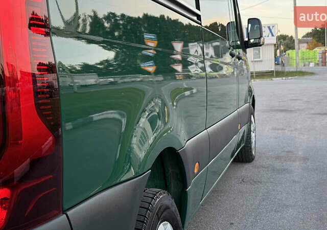 Зеленый Мерседес Sprinter, объемом двигателя 2.2 л и пробегом 271 тыс. км за 28700 $, фото 20 на Automoto.ua