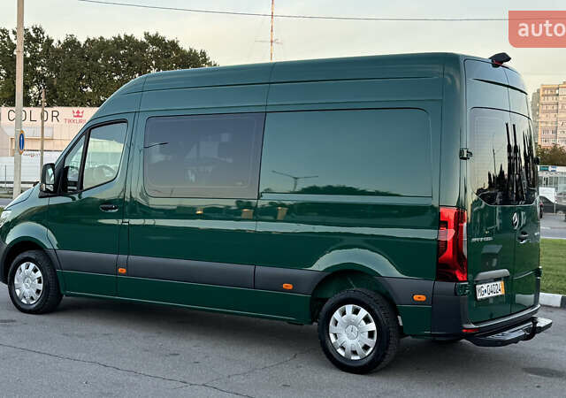 Зеленый Мерседес Sprinter, объемом двигателя 2.2 л и пробегом 271 тыс. км за 28700 $, фото 5 на Automoto.ua