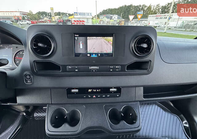 Зеленый Мерседес Sprinter, объемом двигателя 2.2 л и пробегом 271 тыс. км за 28700 $, фото 44 на Automoto.ua