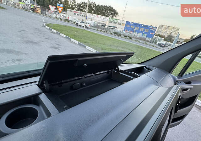 Зеленый Мерседес Sprinter, объемом двигателя 2.2 л и пробегом 271 тыс. км за 28700 $, фото 42 на Automoto.ua