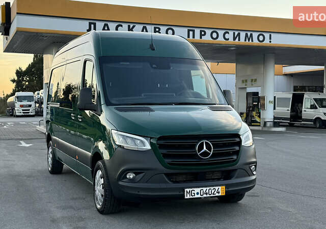 Зеленый Мерседес Sprinter, объемом двигателя 2.2 л и пробегом 271 тыс. км за 28700 $, фото 15 на Automoto.ua