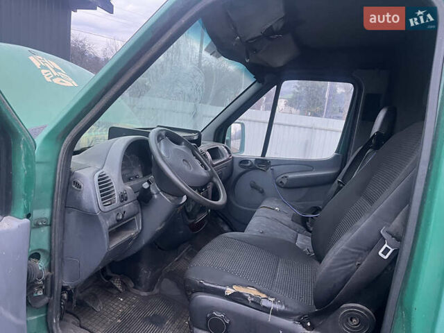 Зеленый Мерседес Sprinter, объемом двигателя 2.15 л и пробегом 480 тыс. км за 3999 $, фото 7 на Automoto.ua