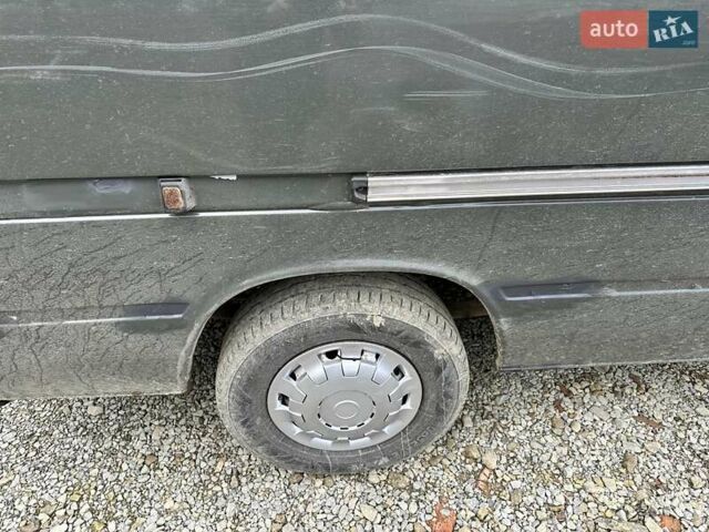 Зеленый Мерседес Sprinter, объемом двигателя 2.15 л и пробегом 600 тыс. км за 4500 $, фото 11 на Automoto.ua