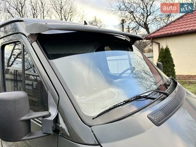 Зеленый Мерседес Sprinter, объемом двигателя 2.15 л и пробегом 600 тыс. км за 4500 $, фото 8 на Automoto.ua