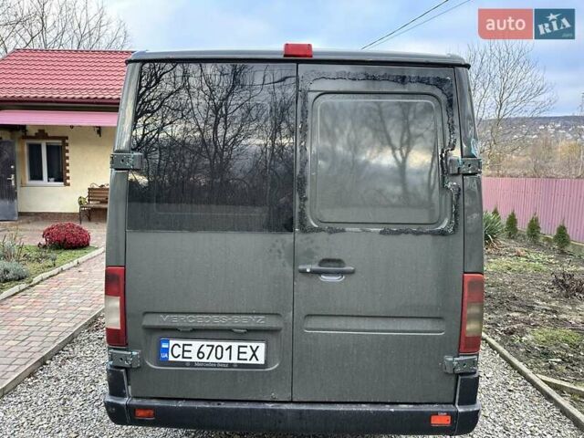 Зеленый Мерседес Sprinter, объемом двигателя 2.15 л и пробегом 600 тыс. км за 4500 $, фото 6 на Automoto.ua