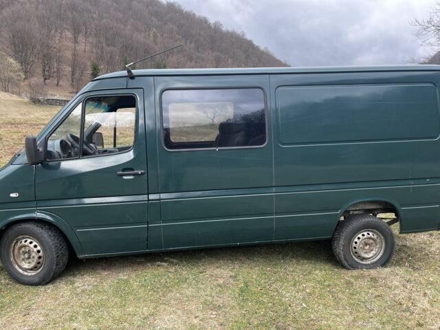 Зеленый Мерседес Sprinter, объемом двигателя 2.1 л и пробегом 3 тыс. км за 6000 $, фото 2 на Automoto.ua