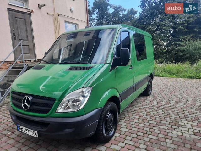 Зеленый Мерседес Sprinter, объемом двигателя 2.15 л и пробегом 420 тыс. км за 9300 $, фото 5 на Automoto.ua