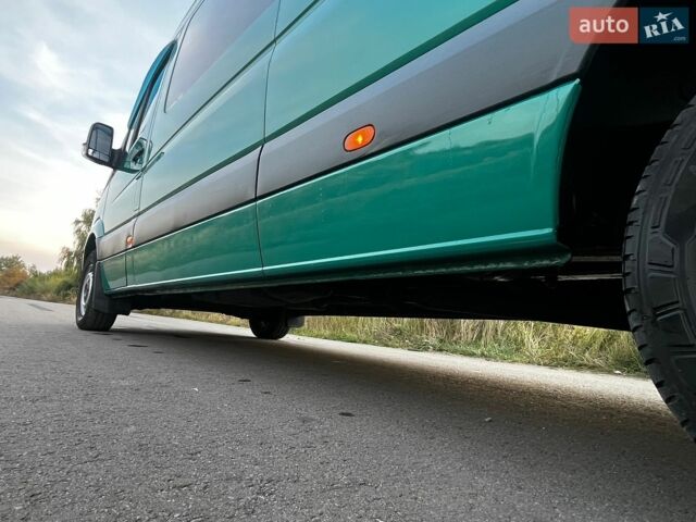 Зелений Мерседес Sprinter, об'ємом двигуна 2.99 л та пробігом 620 тис. км за 24500 $, фото 19 на Automoto.ua