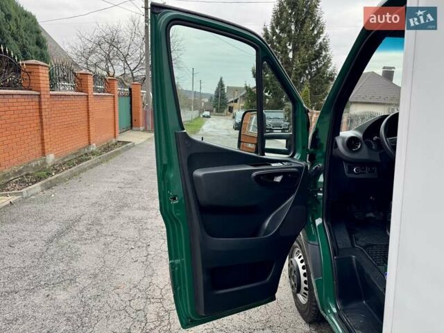 Зелений Мерседес Sprinter, об'ємом двигуна 2.2 л та пробігом 170 тис. км за 31999 $, фото 21 на Automoto.ua