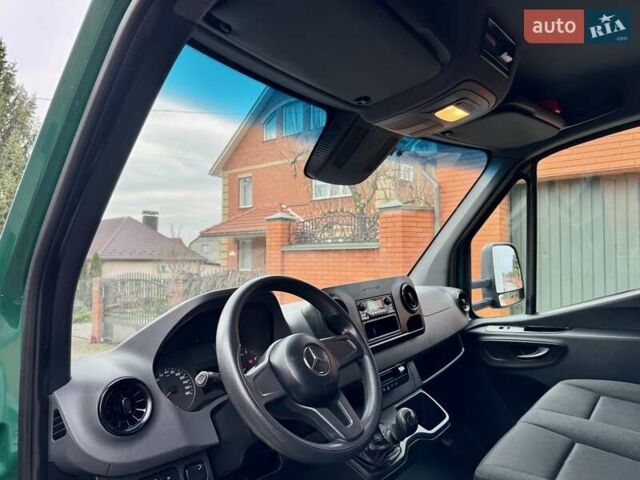 Зелений Мерседес Sprinter, об'ємом двигуна 2.2 л та пробігом 170 тис. км за 31999 $, фото 23 на Automoto.ua