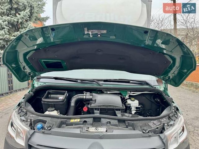 Зелений Мерседес Sprinter, об'ємом двигуна 2.2 л та пробігом 170 тис. км за 31999 $, фото 41 на Automoto.ua