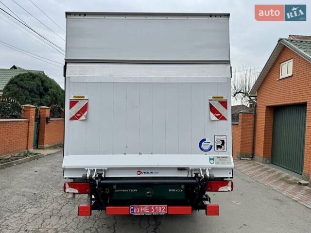 Зелений Мерседес Sprinter, об'ємом двигуна 2.2 л та пробігом 170 тис. км за 31999 $, фото 5 на Automoto.ua