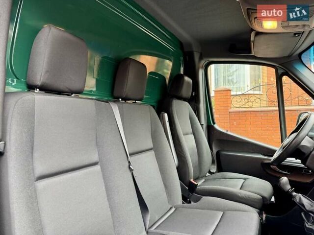 Зелений Мерседес Sprinter, об'ємом двигуна 2.2 л та пробігом 170 тис. км за 31999 $, фото 34 на Automoto.ua