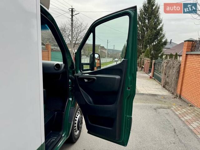 Зелений Мерседес Sprinter, об'ємом двигуна 2.2 л та пробігом 170 тис. км за 31999 $, фото 32 на Automoto.ua