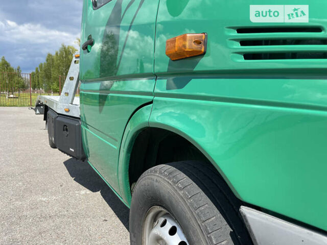 Зеленый Мерседес Sprinter, объемом двигателя 2.69 л и пробегом 370 тыс. км за 15500 $, фото 15 на Automoto.ua