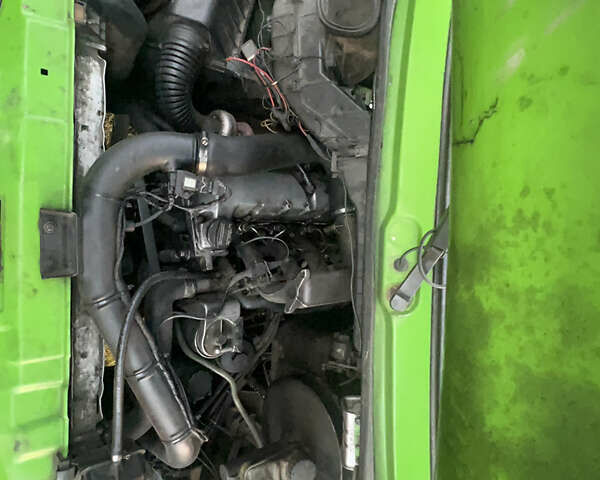 Зелений Мерседес Sprinter, об'ємом двигуна 2.87 л та пробігом 740 тис. км за 6000 $, фото 9 на Automoto.ua