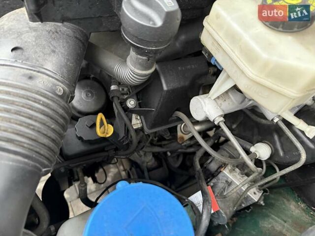 Зеленый Мерседес Sprinter, объемом двигателя 0 л и пробегом 165 тыс. км за 26750 $, фото 29 на Automoto.ua