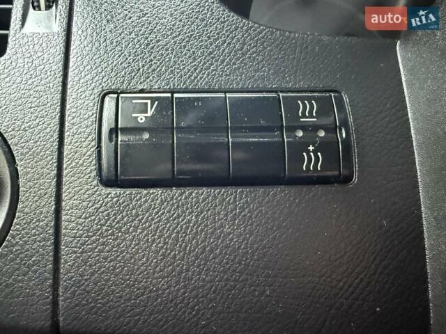 Зеленый Мерседес Sprinter, объемом двигателя 0 л и пробегом 165 тыс. км за 26750 $, фото 45 на Automoto.ua