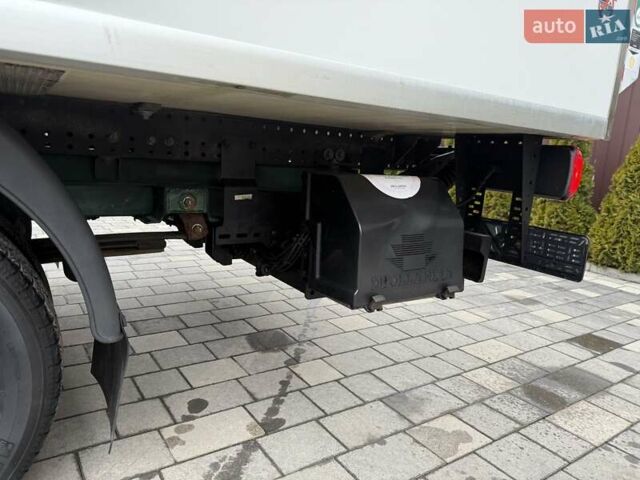 Зеленый Мерседес Sprinter, объемом двигателя 0 л и пробегом 165 тыс. км за 26750 $, фото 21 на Automoto.ua