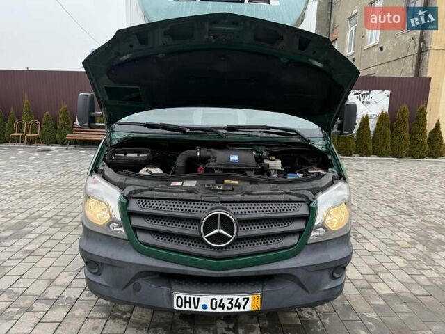 Зеленый Мерседес Sprinter, объемом двигателя 0 л и пробегом 165 тыс. км за 26750 $, фото 22 на Automoto.ua