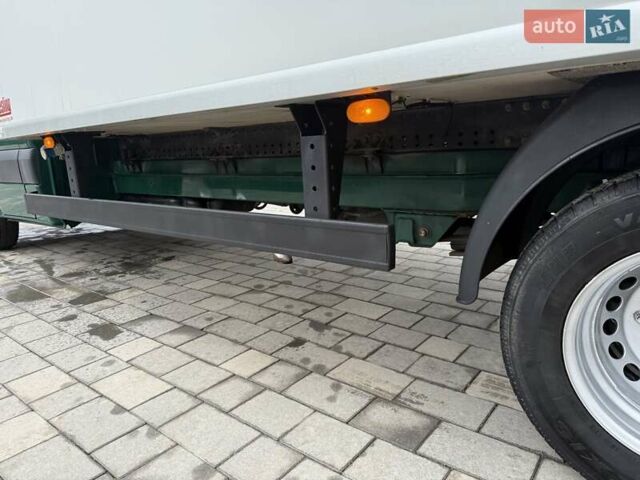 Зеленый Мерседес Sprinter, объемом двигателя 0 л и пробегом 165 тыс. км за 26750 $, фото 20 на Automoto.ua
