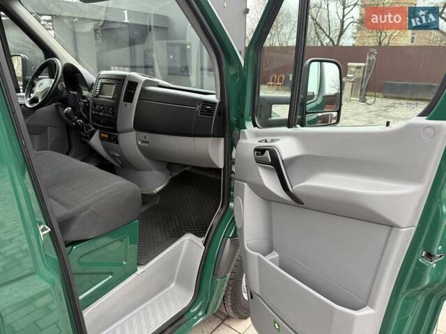 Зеленый Мерседес Sprinter, объемом двигателя 0 л и пробегом 165 тыс. км за 26750 $, фото 30 на Automoto.ua