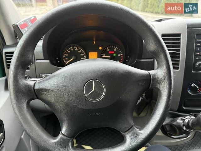 Зеленый Мерседес Sprinter, объемом двигателя 0 л и пробегом 165 тыс. км за 26750 $, фото 41 на Automoto.ua