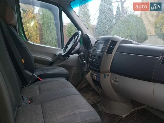 Зеленый Мерседес Sprinter, объемом двигателя 2.14 л и пробегом 476 тыс. км за 16500 $, фото 4 на Automoto.ua